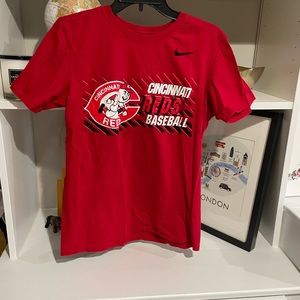 Cincinnati red tshirt